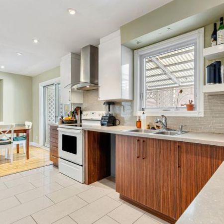 5 1/2 - Montréal (Ahuntsic) - 2 500 $/mois - Photo 3