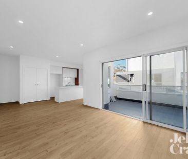 23 Yellowstone Street, South Morang - Photo 4