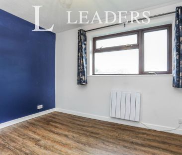 2 bedroom bungalow to rent - Photo 3