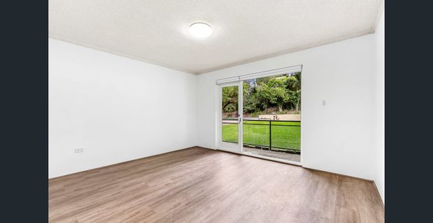 Modern 2 bedroom unit - Photo 1