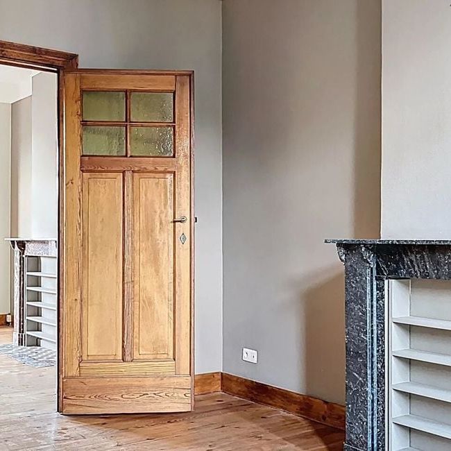 Woning te huur in Ukkel voor € 3.300 met 5 slaapkamers - Photo 1