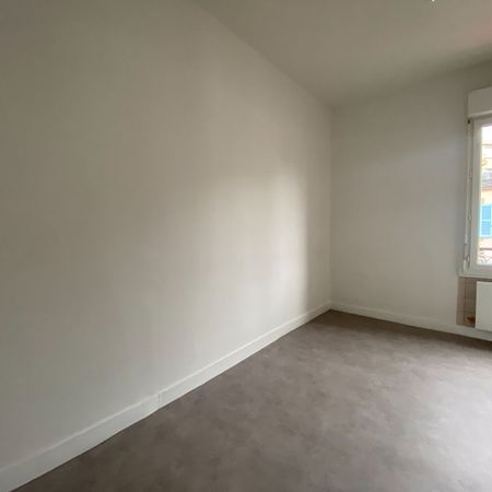 RUE ARMAND BARBES, Beau T2 de 30.89m² - Photo 4