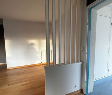 Location Appartement 4 pièces 74m² RENNES 35000 - Photo 1