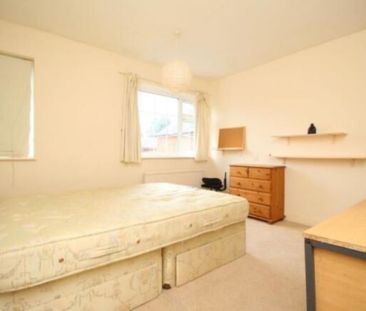 6 bedroom Detached house to rent - Photo 4