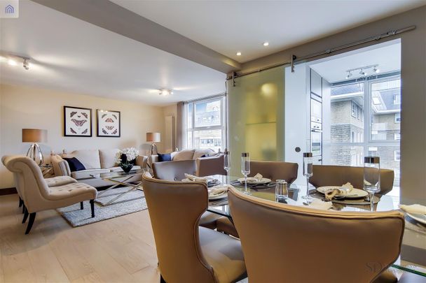 St Johns Wood, London NW8 - Photo 1