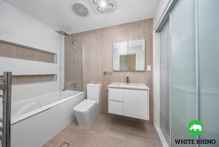 32 Rochelle Street, Moncrieff ACT 2914 - Townhouse For Rent | Domain - Photo 3