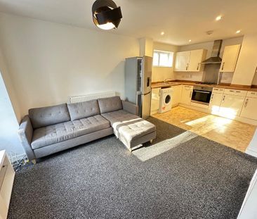 1 bedroom semi-detached house to rent - Photo 5