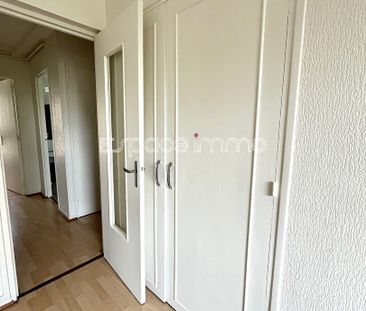 Location Appartement 3 pièces 55m² MONT ST AIGNAN 76130 - Photo 5