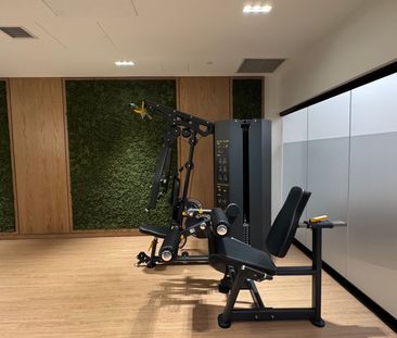 For Lease - 3250 Carding Mill Trail Unit# 406, Oakville, Ontario - Photo 6