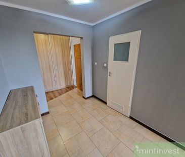 Duża kawalerka na os. Słonecznym - Photo 1