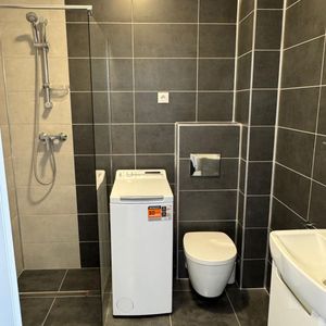 Garsoniera de inchiriat 30-35 mp, str.Ogorului, 280 euro - Photo 3