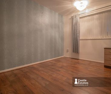 3 bedroom semi-detached house to rent - Photo 6