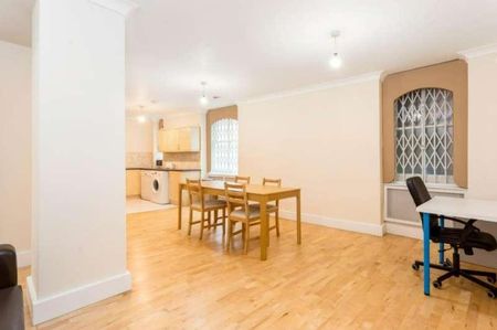 Windsor Court, Moscow Road, London, W2 - Photo 3