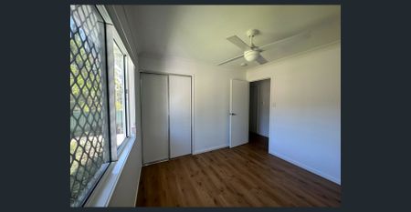 Beautiful 3 Bedroom Home, Close to ferries, shop etc. - Photo 3