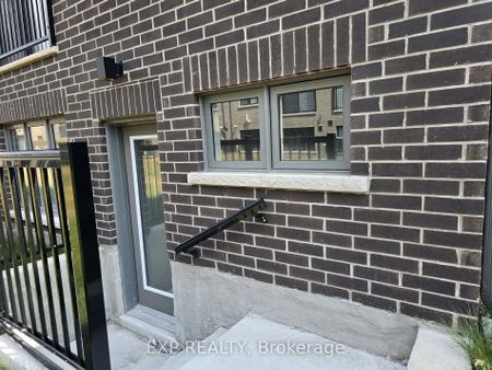 For Lease - 64 Singhampton Road Unit# Unit B, Vaughan, Ontario - Photo 3