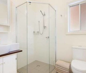 Spacious 1-Bedroom Studio - Photo 2