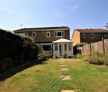 Holbourne Grove, High Green, Sheffield, S35 - Photo 2