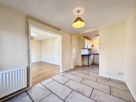 3 bedroom end of terrace house to rent - Photo 5