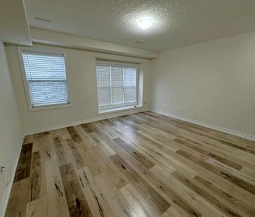 South Barrie: 2 Bed, 2.5 Bath Townhouse, Leggott Ave. - Photo 6