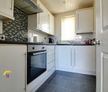 2 bedroom flat to rent - Photo 4