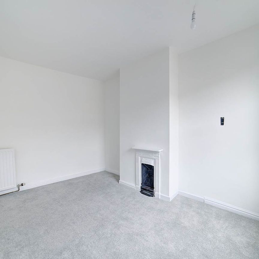 Woodlea Place, Beeston, - Photo 1