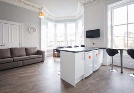 8 bedroom flat share to rent - Photo 2