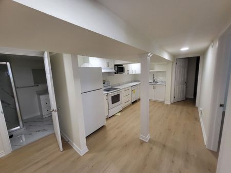 For Lease - 10 Johnson Road Unit# Lower, Aurora, Ontario - Photo 5