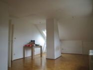 2-Zimmer-Dachgeschoss-Wohnung in Pfinztal-Berghausen - Photo 1