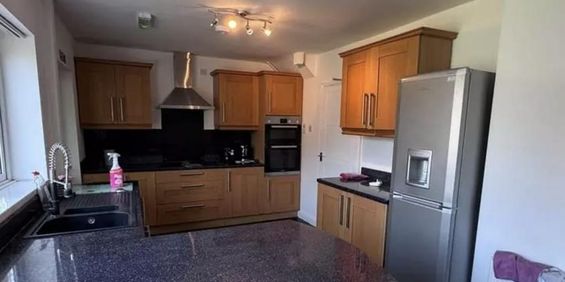 2 bedroom semi-detached house to rent - Photo 3