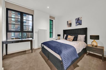 2 Bed Flat, Douglass Tower, E14 - Photo 2