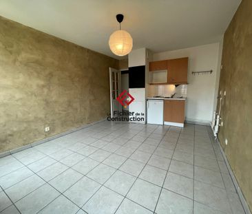 Location Appartement 2 pièces 40m² GRENOBLE 38000 - Photo 1