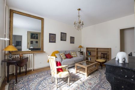 Appartement à louer rue de Verneuil, Paris 7ème - Photo 2