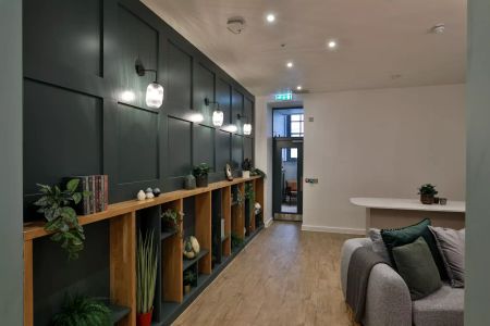 Premium Accessible Studio - Photo 2
