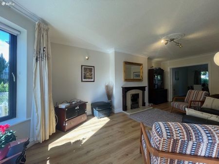 6 Marlborough Court - Photo 2