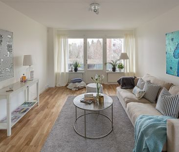 Sandstensvägen 18, Jordbro - Photo 1