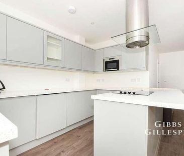 Leamington Crescent, Harrow, HA2 - Photo 1