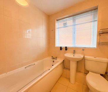 2 bed apartment to rent in School Lane, Avon Court School Lane, CV8 - Photo 4