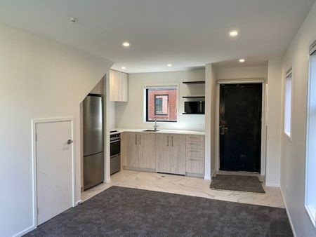 6/3 Milne Crescent, Taita - Photo 3