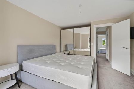 90 The Demesne, Carryduff, Belfast, BT8 8GU - Photo 4