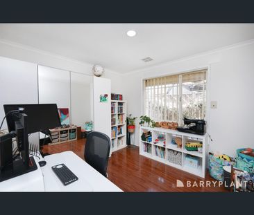 6 Korowa Street, Sunshine West, Vic 3020 - Photo 3