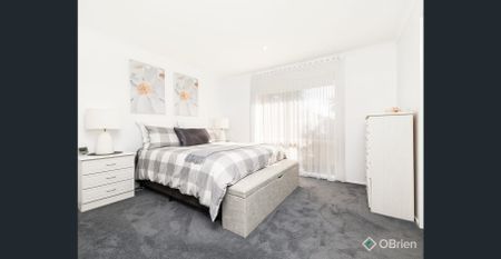 Modern Family Living! - Photo 3