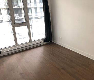 101 Rue Peel, Montréal (Le Sud-Ouest), QC H3C - Photo 5