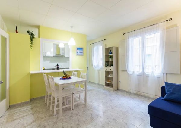 Passeig de Joan de Borbó, Barcelona, Catalonia 08003