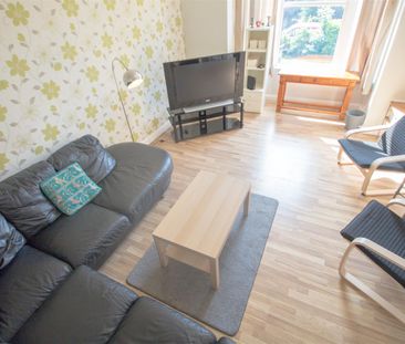 8 bedroom terraced house to rent - Photo 1