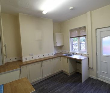 2 bedroom House To Let - Photo 3