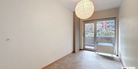 Appartement te huur in Liège voor € 935 met 2 slaapkamers - Foto 4