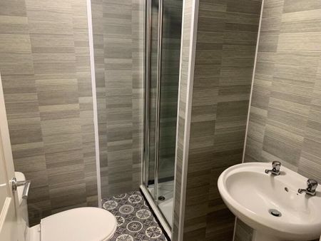 Apt 1, 121 Falls Road, Belfast, BT12 6AA - Photo 3