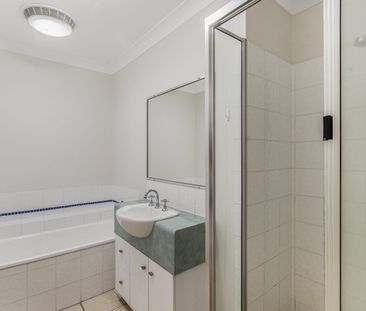 2 Berry Court, Kirwan QLD 4817 - House For Rent | Domain - Photo 5