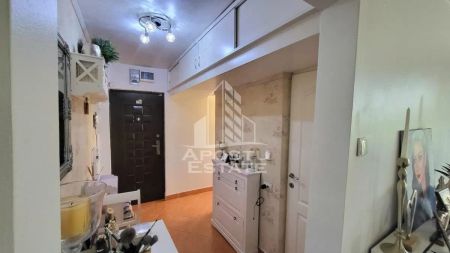 Apartament cu 2 camere, zona semicentrala, in Tipografilor - Photo 4