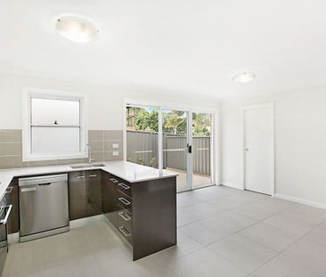 5/10 Cowper Avenue, Charlestown - Photo 1